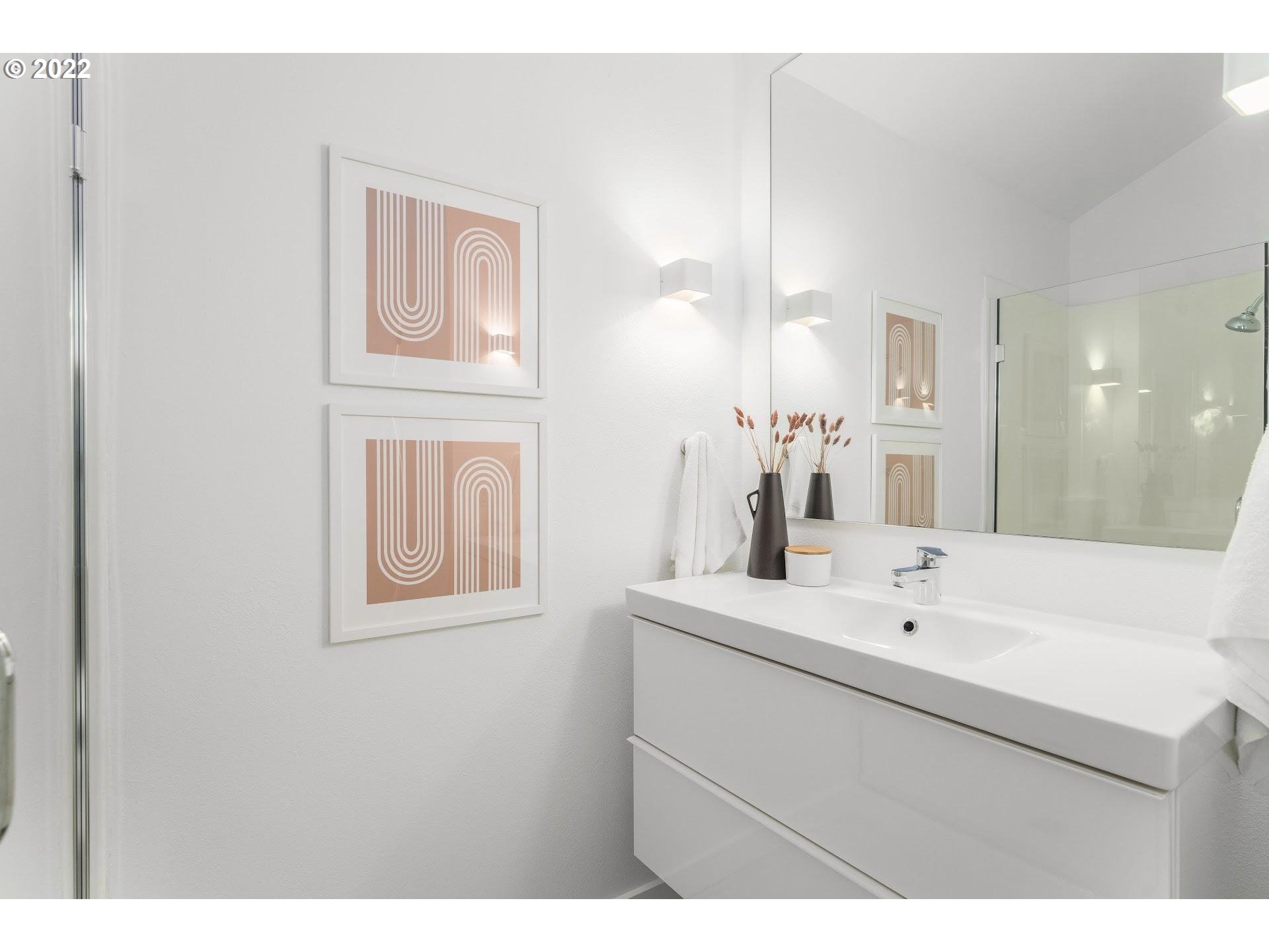 3430 Northwest Raleigh Street Portland, OR 97210 - Photo 16 of 32 Gallery Image 16