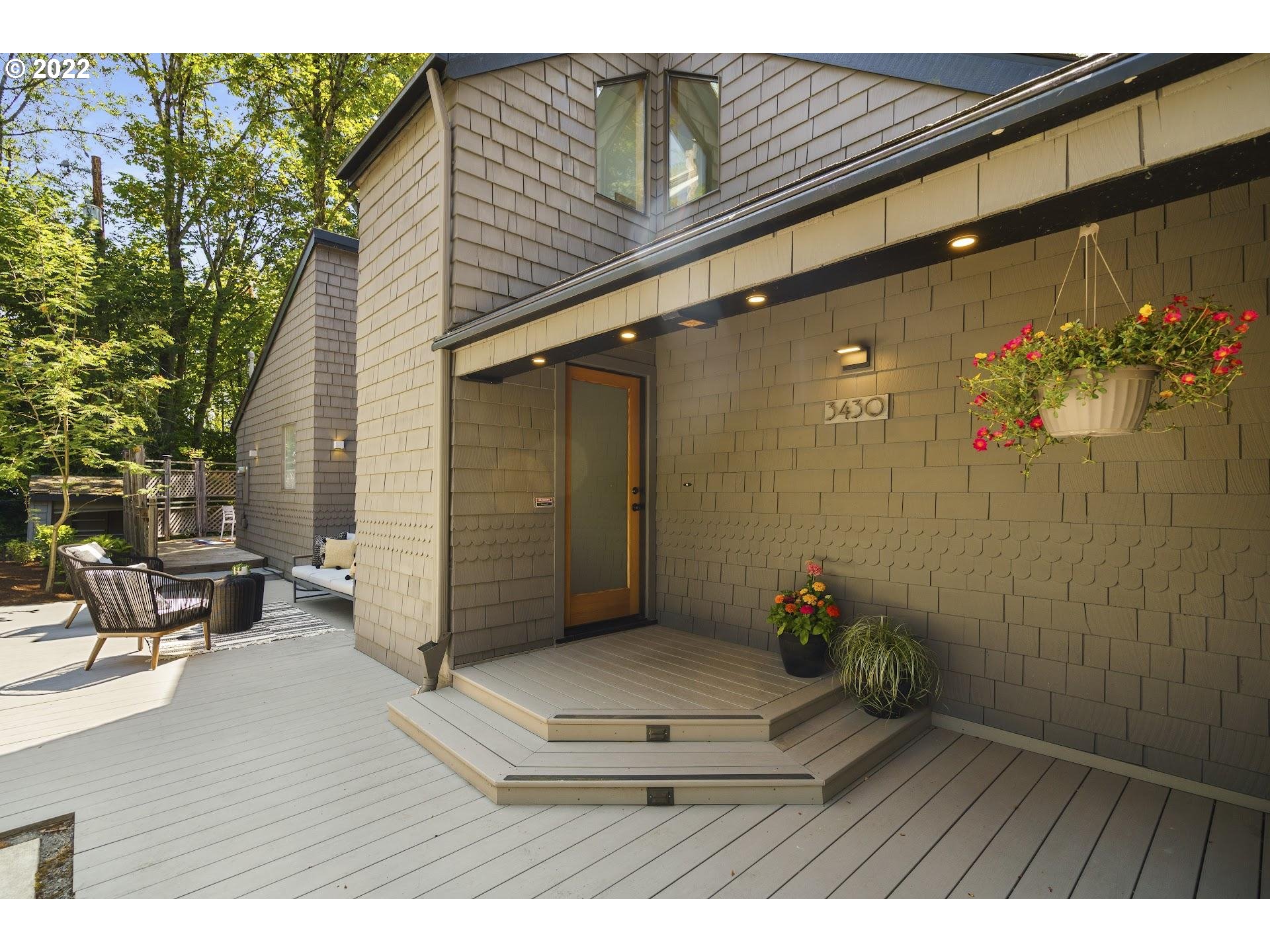3430 Northwest Raleigh Street Portland, OR 97210 - Photo 4 of 32 Gallery Image 4