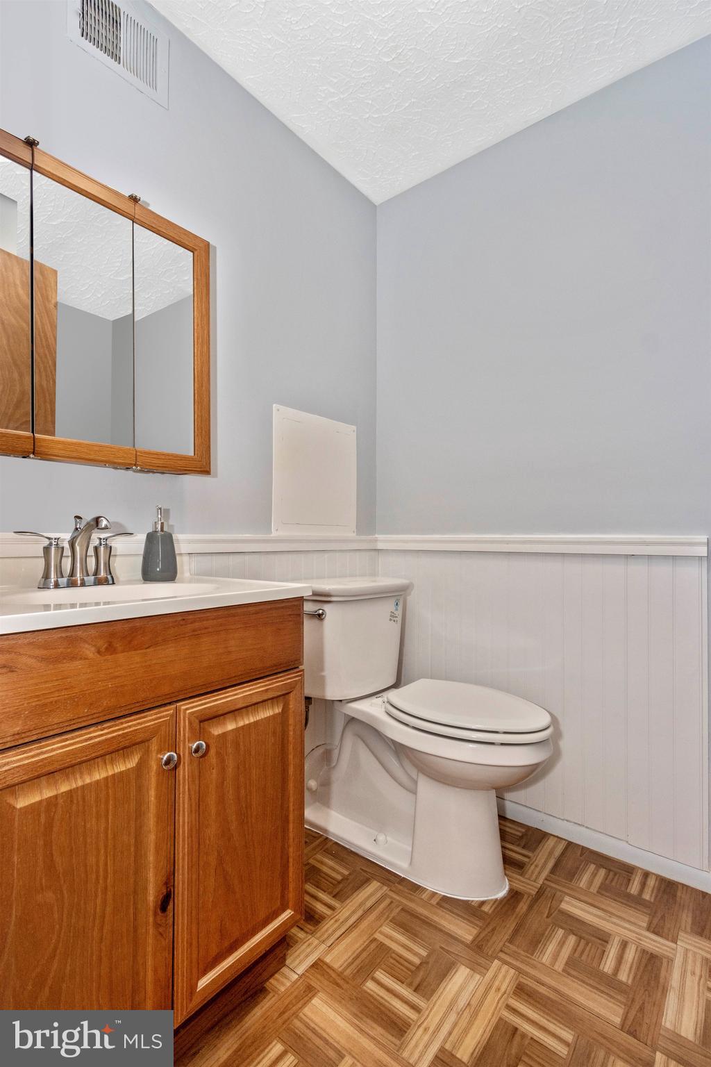 501 H Heather Ridge Drive, Unit 8H Frederick, MD 21702 - Photo 18 of 28 Master Half Bath