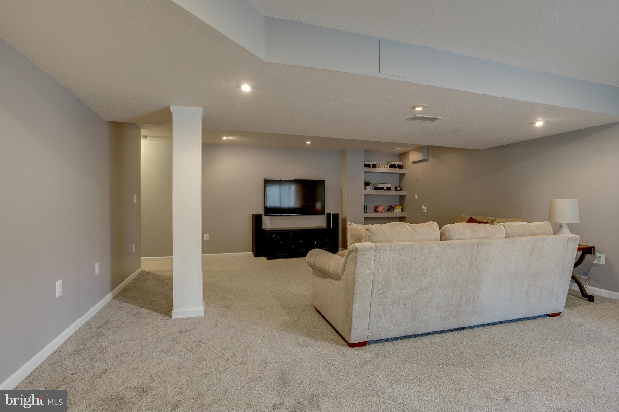 7711 Rotherham Drive Hanover, MD 21076 - Photo 22 of 30 Interior (General)