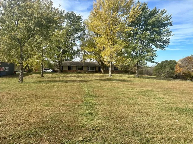 $479,999 | 740 Northwest 1101st Road, Odessa, MO 64076