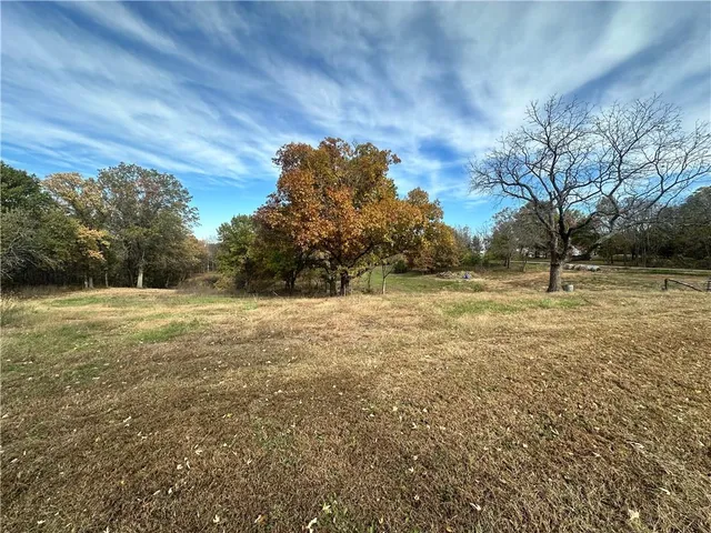 $479,999 | 740 Northwest 1101st Road, Odessa, MO 64076