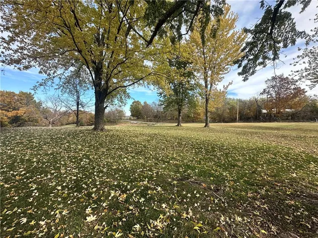 $479,999 | 740 Northwest 1101st Road, Odessa, MO 64076