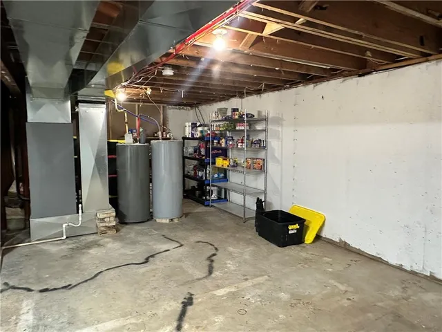 $479,999 | 740 Northwest 1101st Road, Odessa, MO 64076