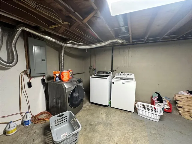 $479,999 | 740 Northwest 1101st Road, Odessa, MO 64076