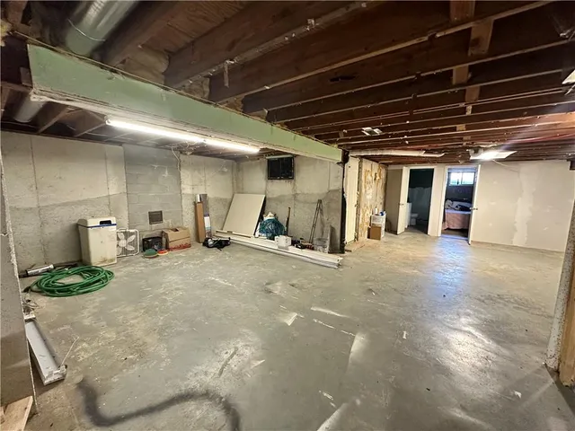 $479,999 | 740 Northwest 1101st Road, Odessa, MO 64076