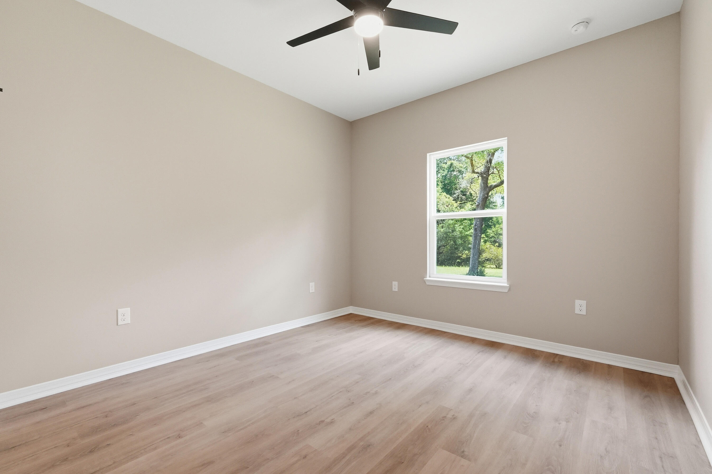 6142 Clover Street Crestview, FL 32539 - Photo 46 of 54 6142 clover st-44