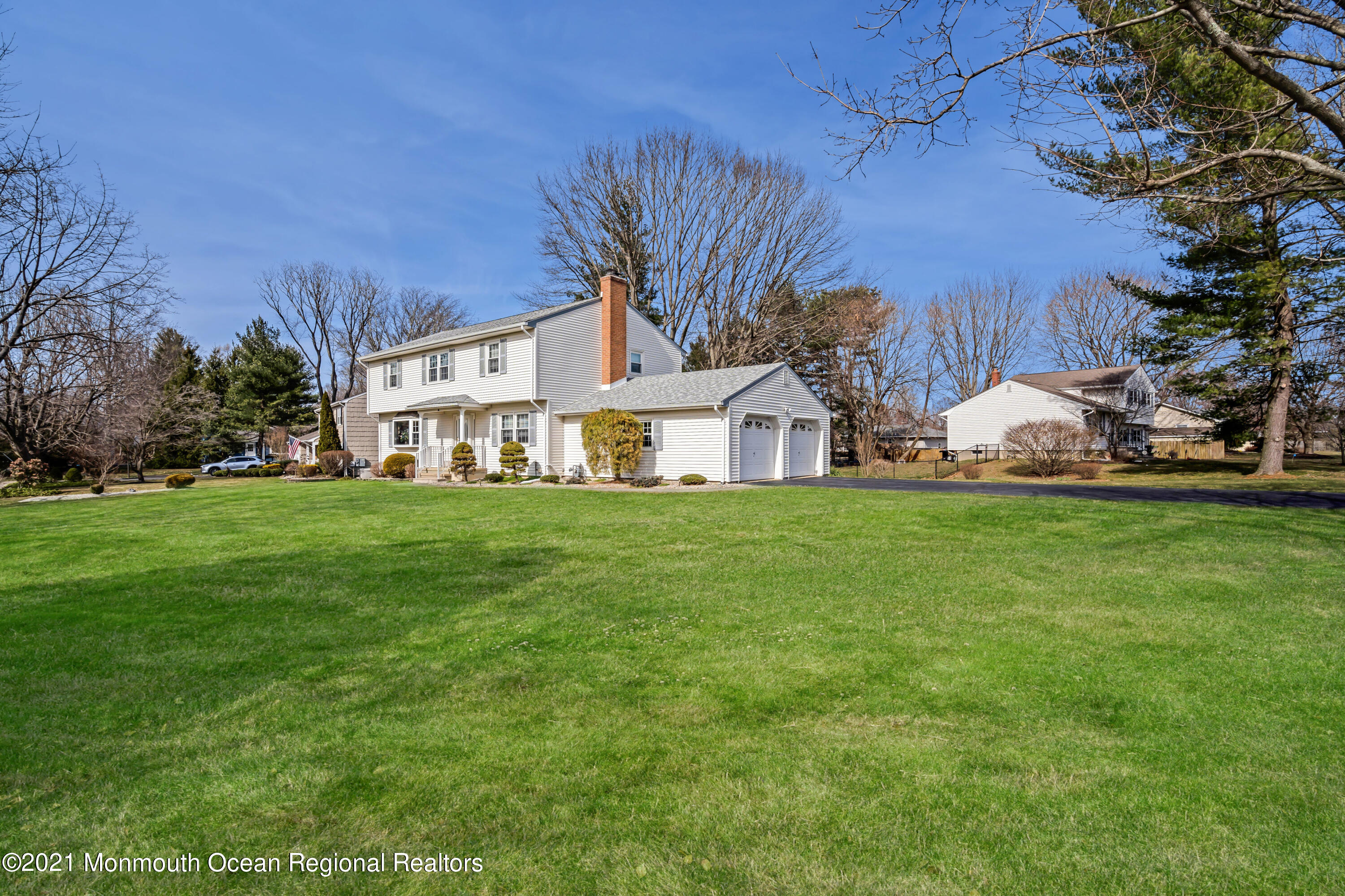112 Robertsville Road Freehold, NJ 07728 - Photo 6 of 44 007_dsc07320_1