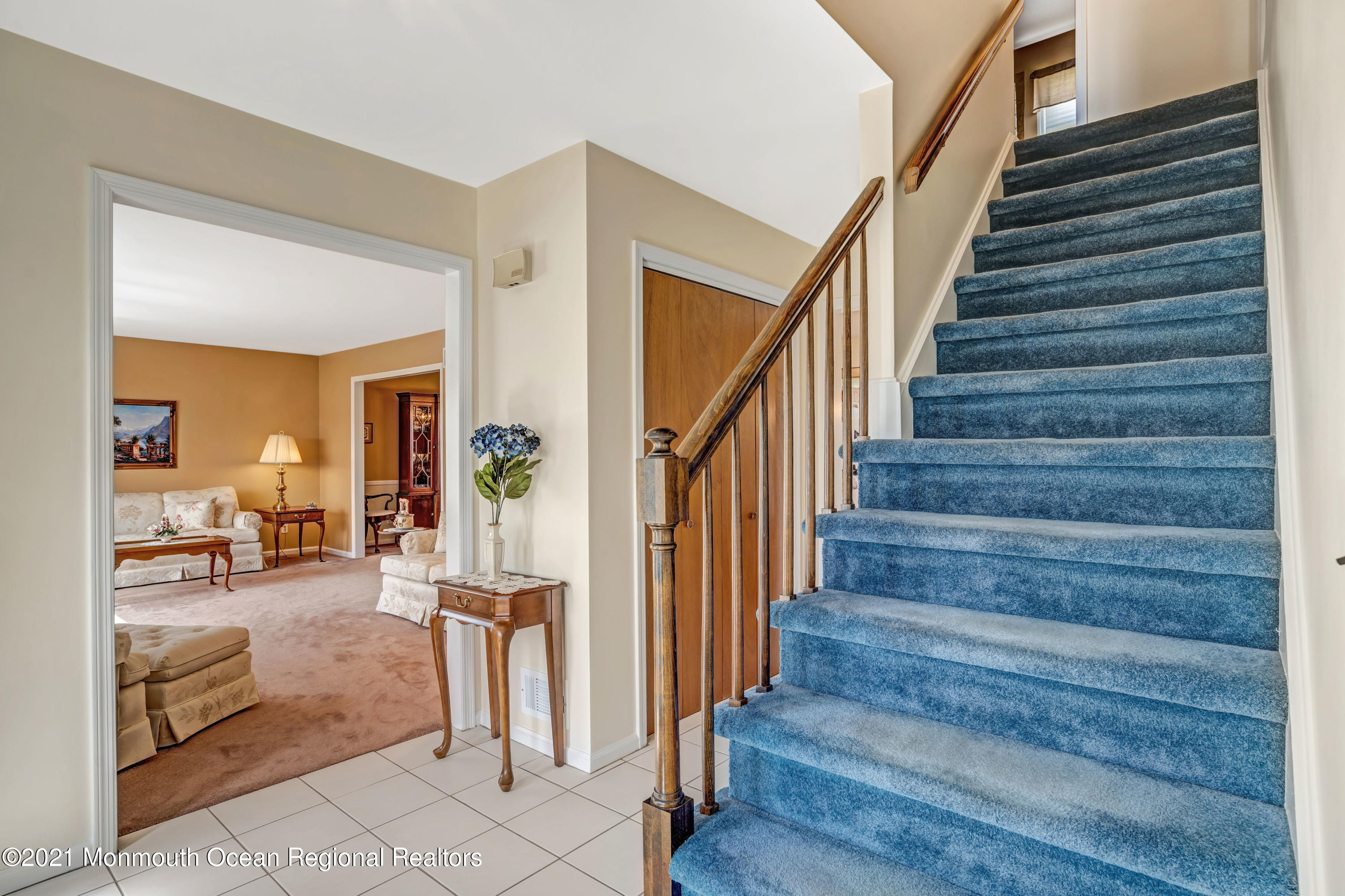 112 Robertsville Road Freehold, NJ 07728 - Photo 9 of 44 010_dsc07125_6_7_8_9