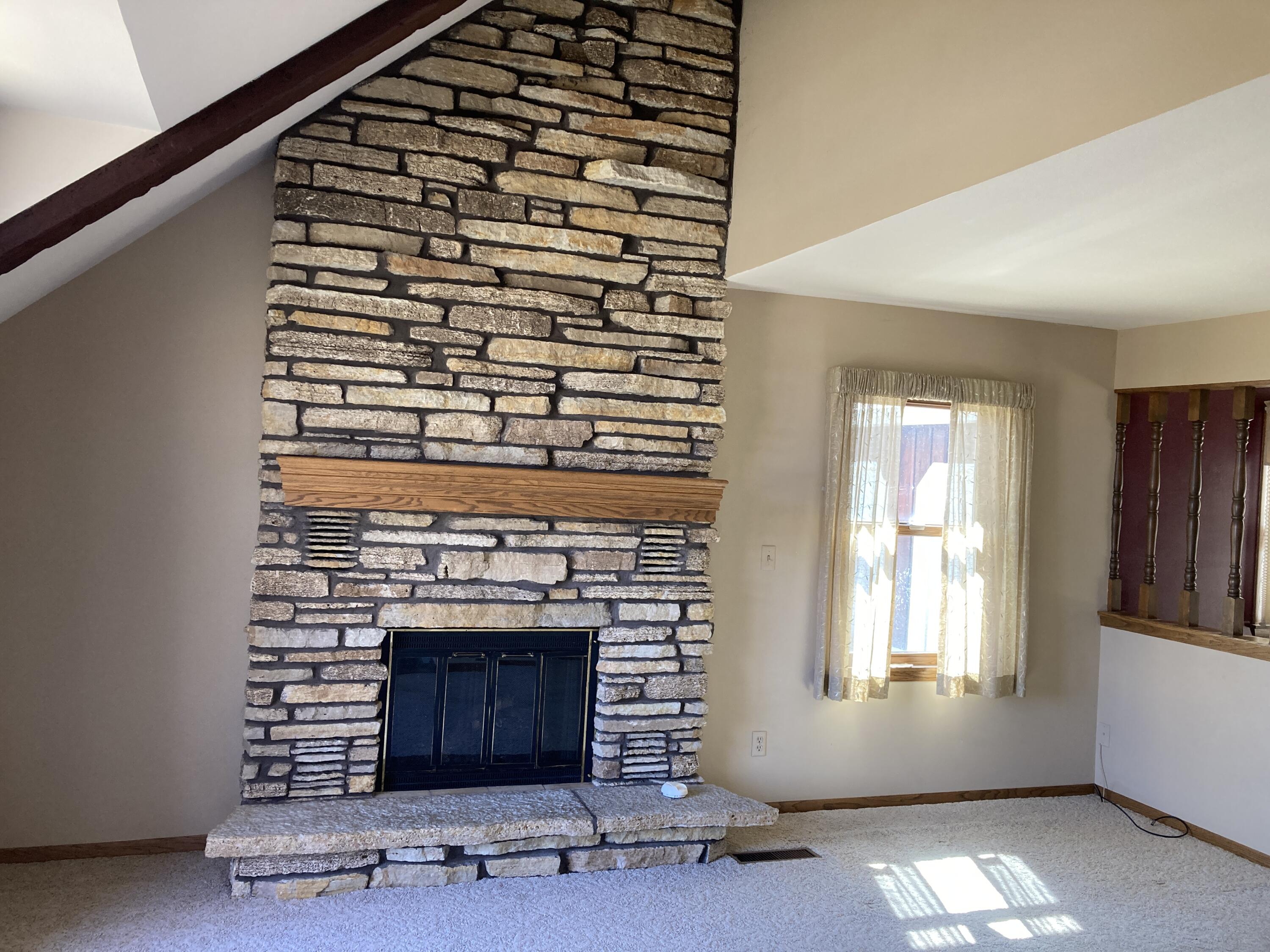 405 South 5th Street Cedar Grove, WI 53013 - Photo 5 of 14 Living Room