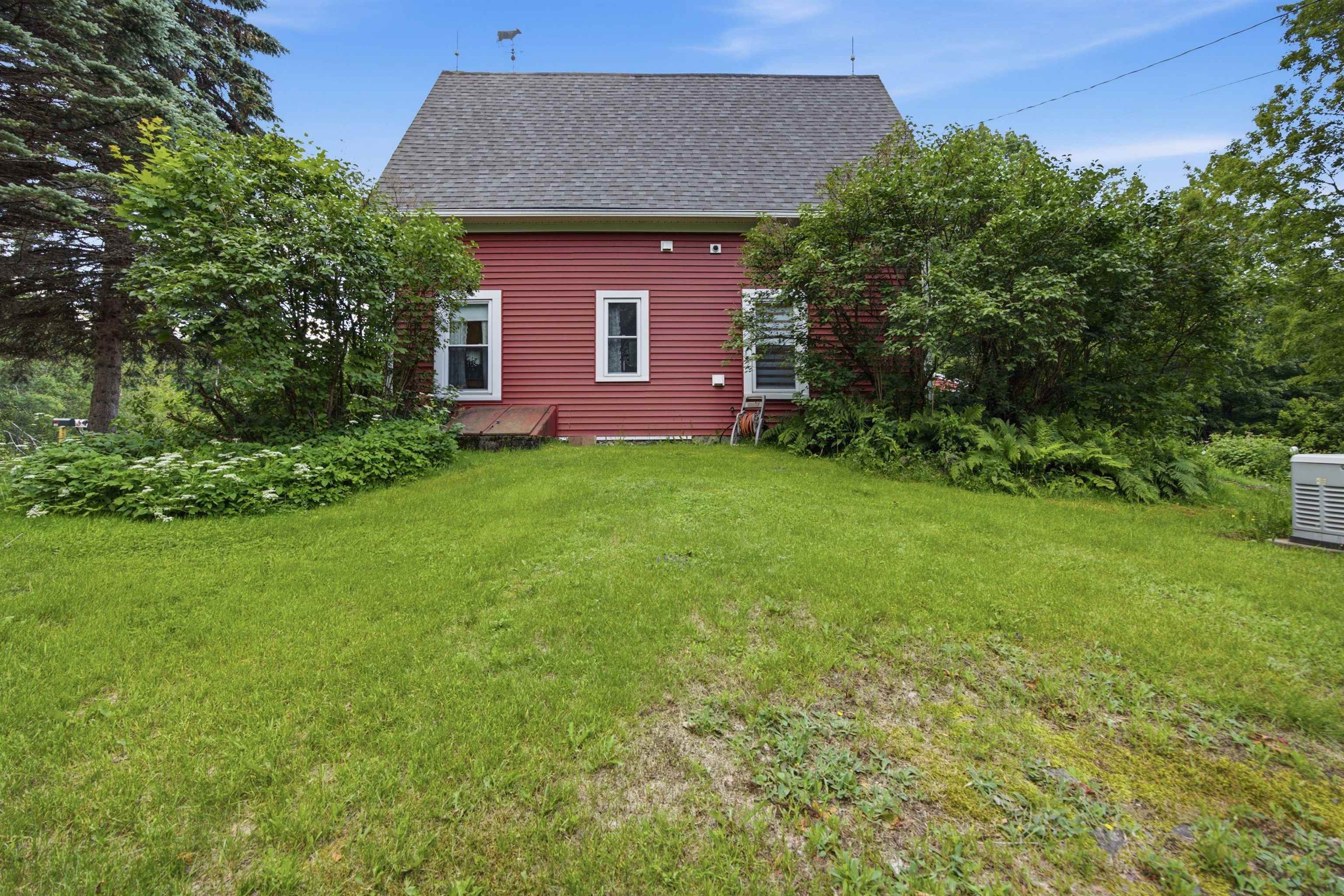 557 Old E Road Whitefield, NH 03598 - Photo 12 of 59