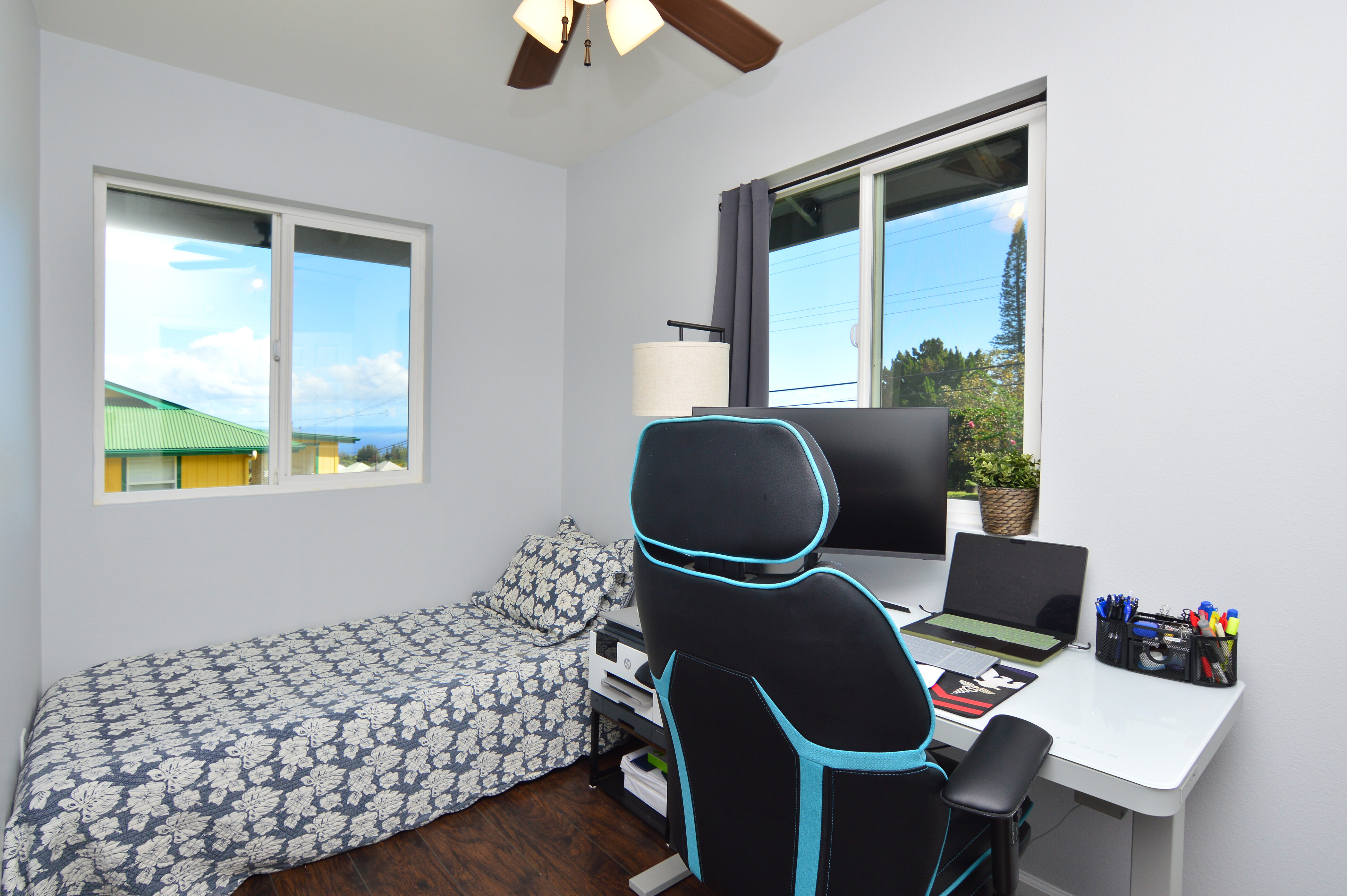 54-2461 Kynnersley Road Kapaau, HI 96755 - Photo 18 of 30 a living room with furniture and a window