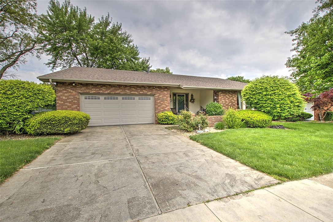 676 West Wolf Road Decatur, IL 62526 - Photo 5 of 34