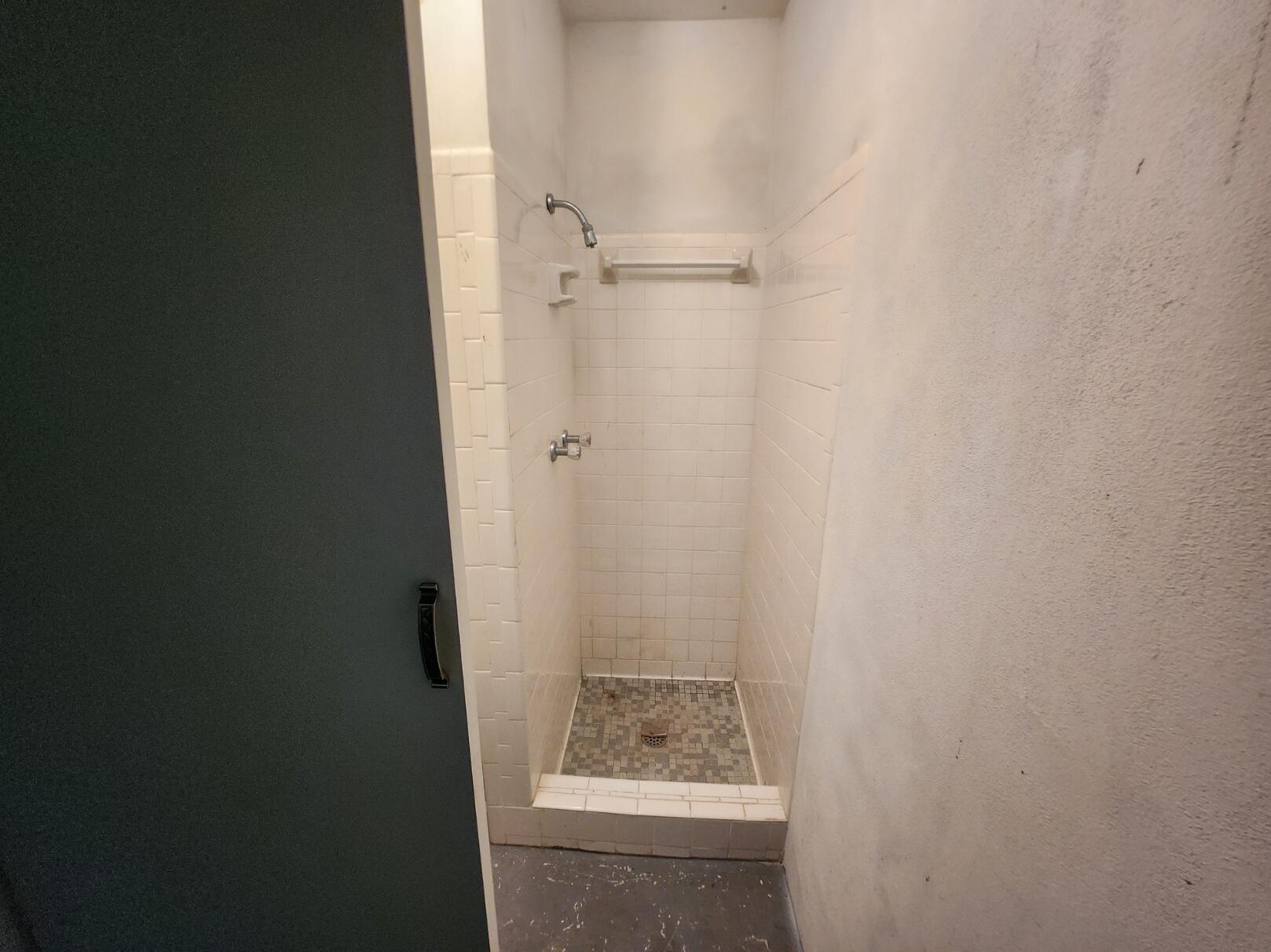 722 Ridge Road, Unit 10 Lantana, FL 33462 - Photo 3 of 13 view of a bathroom