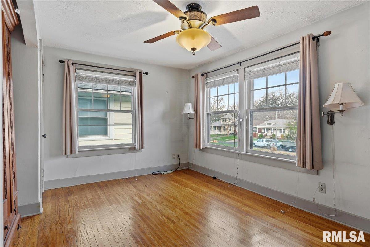 1740 South Lowell Avenue Springfield, IL 62704 - Photo 15 of 32