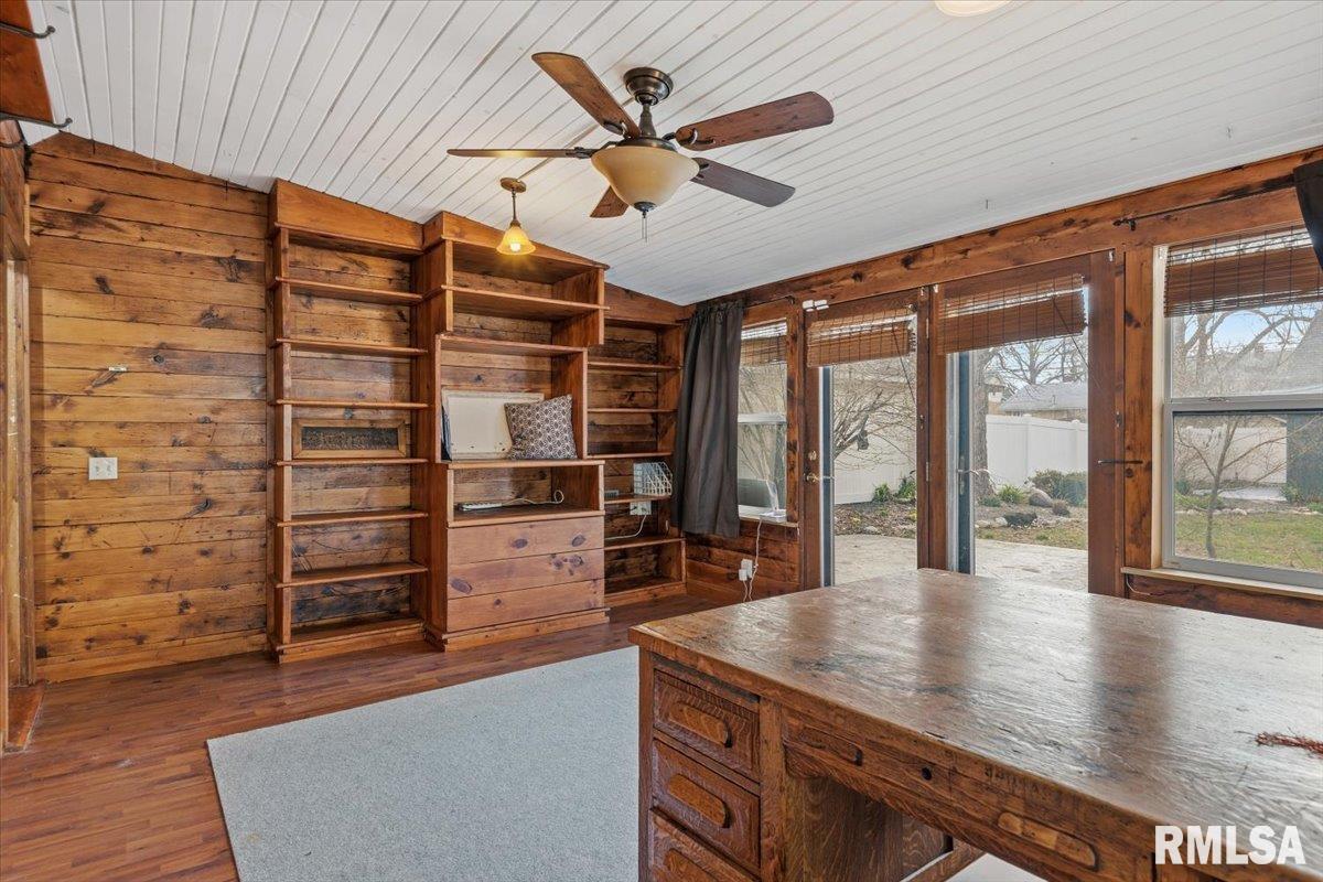 1740 South Lowell Avenue Springfield, IL 62704 - Photo 23 of 32