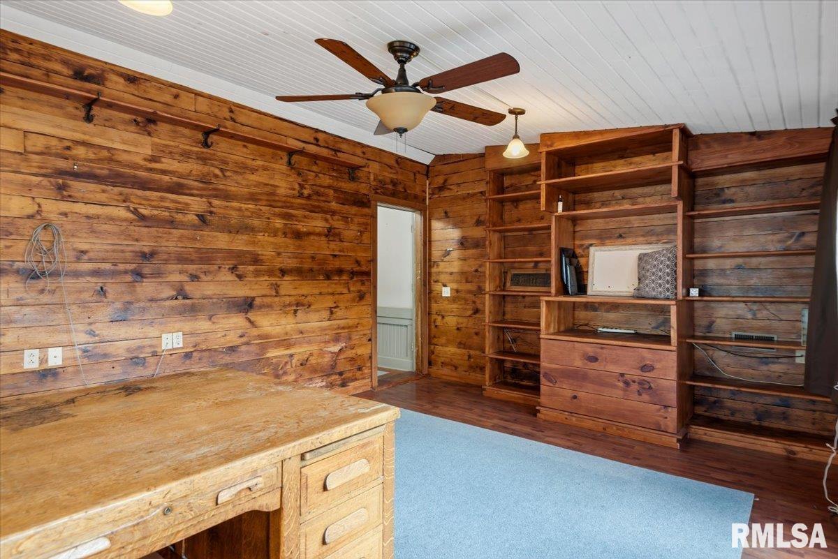 1740 South Lowell Avenue Springfield, IL 62704 - Photo 24 of 32