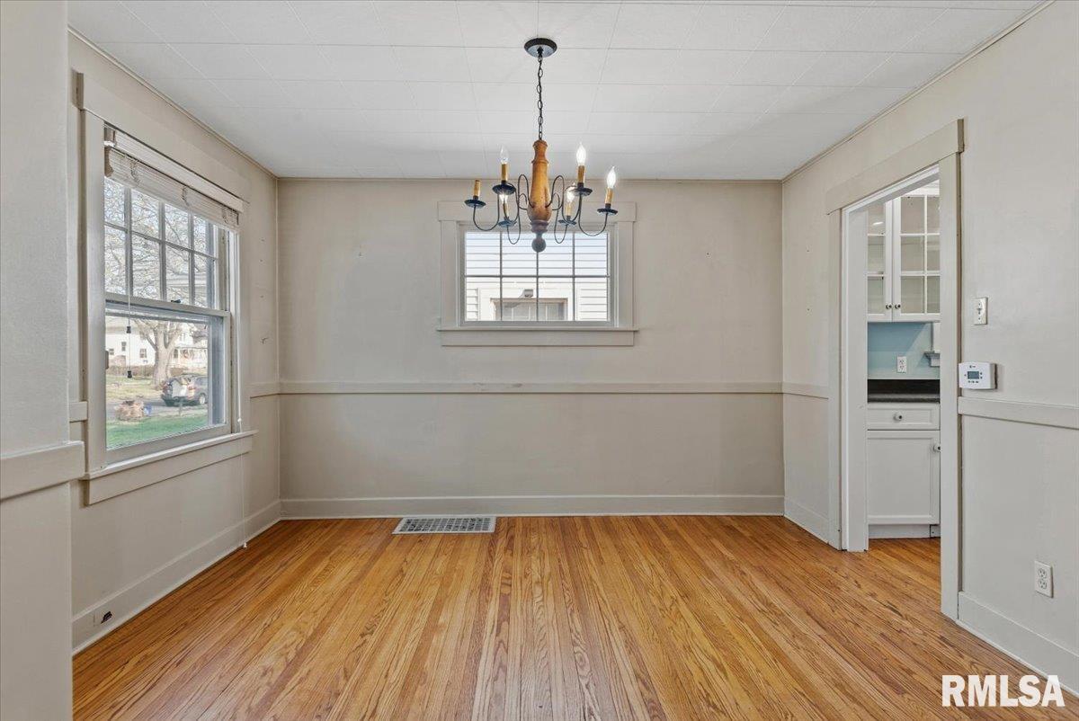 1740 South Lowell Avenue Springfield, IL 62704 - Photo 6 of 32