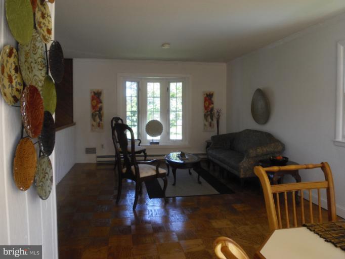 837 Riverside Drive Pasadena, MD 21122 - Photo 20 of 21 Living Room
