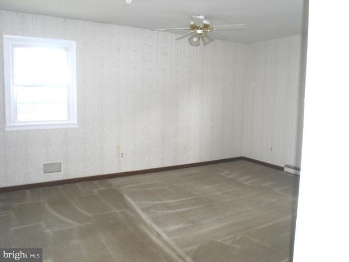 837 Riverside Drive Pasadena, MD 21122 - Photo 5 of 21 Bedroom (Master)