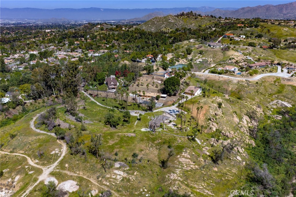 6480 Hawarden Drive Riverside, CA 92506 - Photo 12 of 32