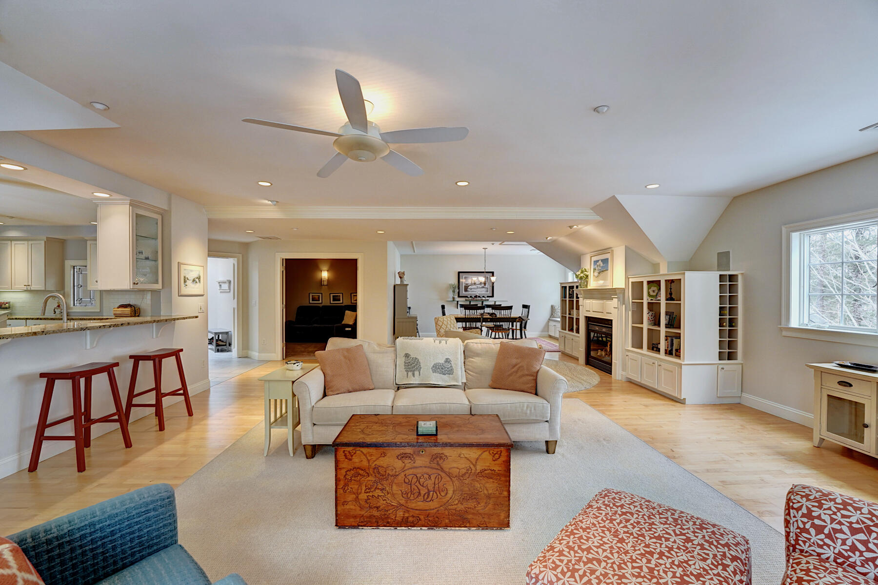 100 Shepard's Cove Road, Unit H301 Kittery, ME 03904 - Photo 10 of 42 11