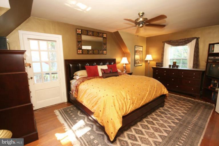 8907 Bradford Road Silver Spring, MD 20901 - Photo 13 of 30 Master Bedroom