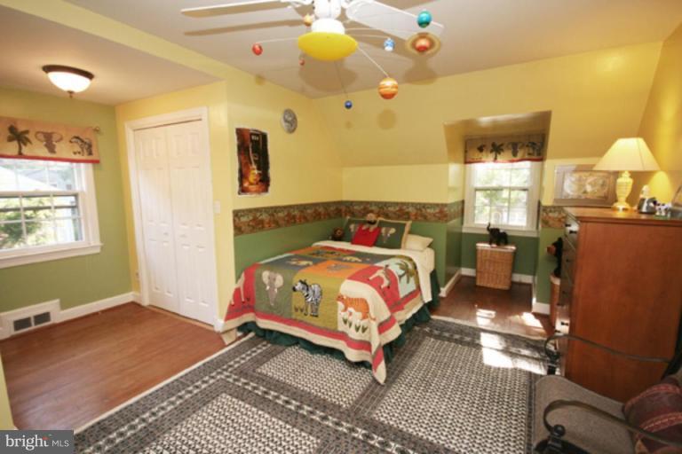 8907 Bradford Road Silver Spring, MD 20901 - Photo 15 of 30 Bedroom #2