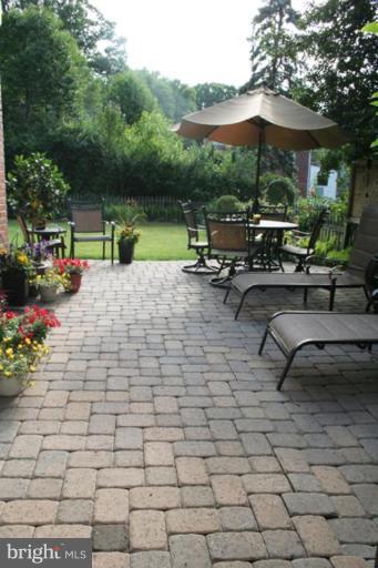 8907 Bradford Road Silver Spring, MD 20901 - Photo 24 of 30 Patio