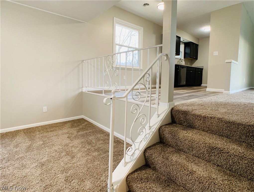36961 Reeves Road Eastlake, OH 44095 - Photo 11 of 29 Gallery Image 11