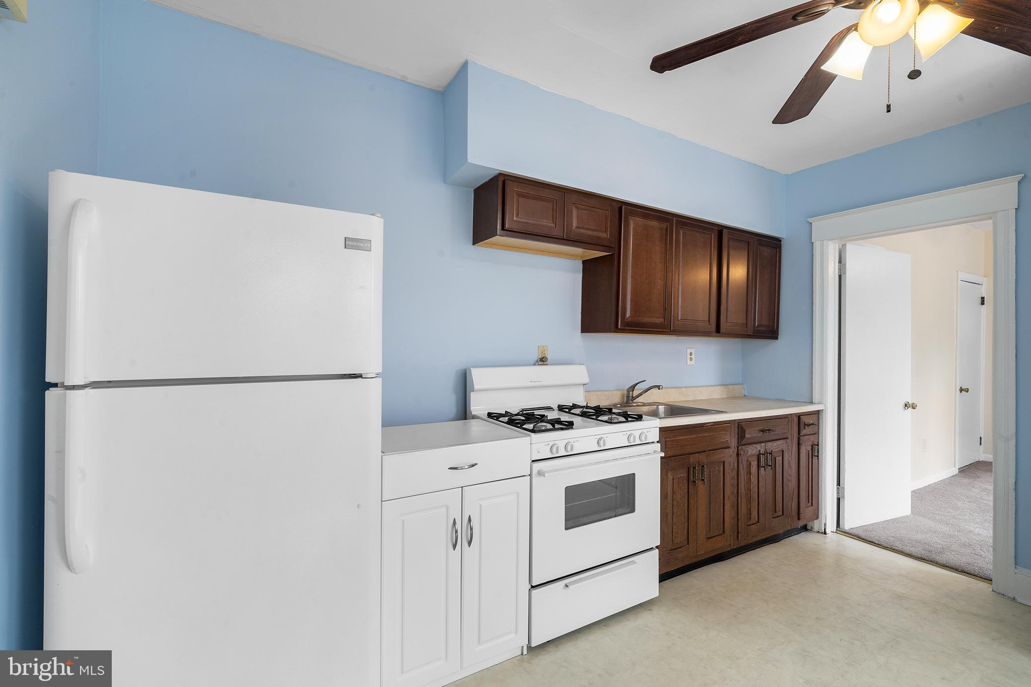 233 Burmont Road Drexel Hill, PA 19026 - Photo 9 of 38