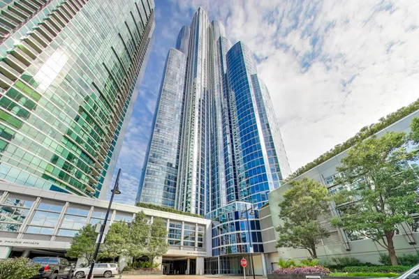 $799,999 | 1211 South Prairie Avenue, Unit 2003, Chicago, IL 60605
