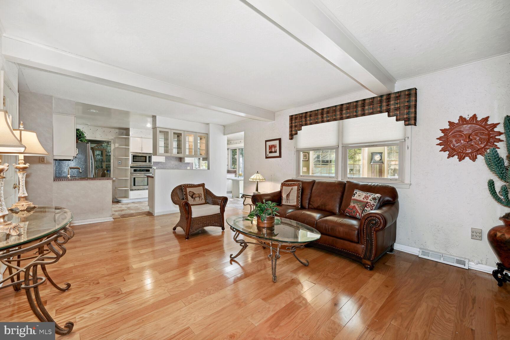 111 Hart Road Cherry Hill, NJ 08034 - Photo 8 of 28 Family Rm