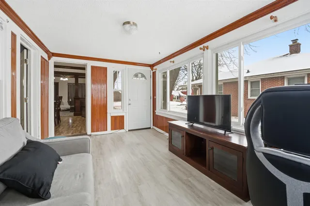 $209,900 | 724 2nd Street, Menasha, WI 54952