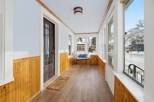 $209,900 | 724 2nd Street, Menasha, WI 54952