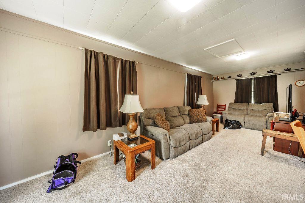 112 North Morrison Road Muncie, IN 47304 - Photo 7 of 36