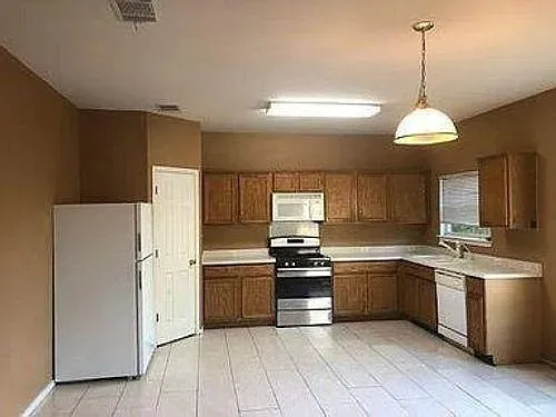 $1,925 | 713 Camino Alto Drive, Leander, TX 78641