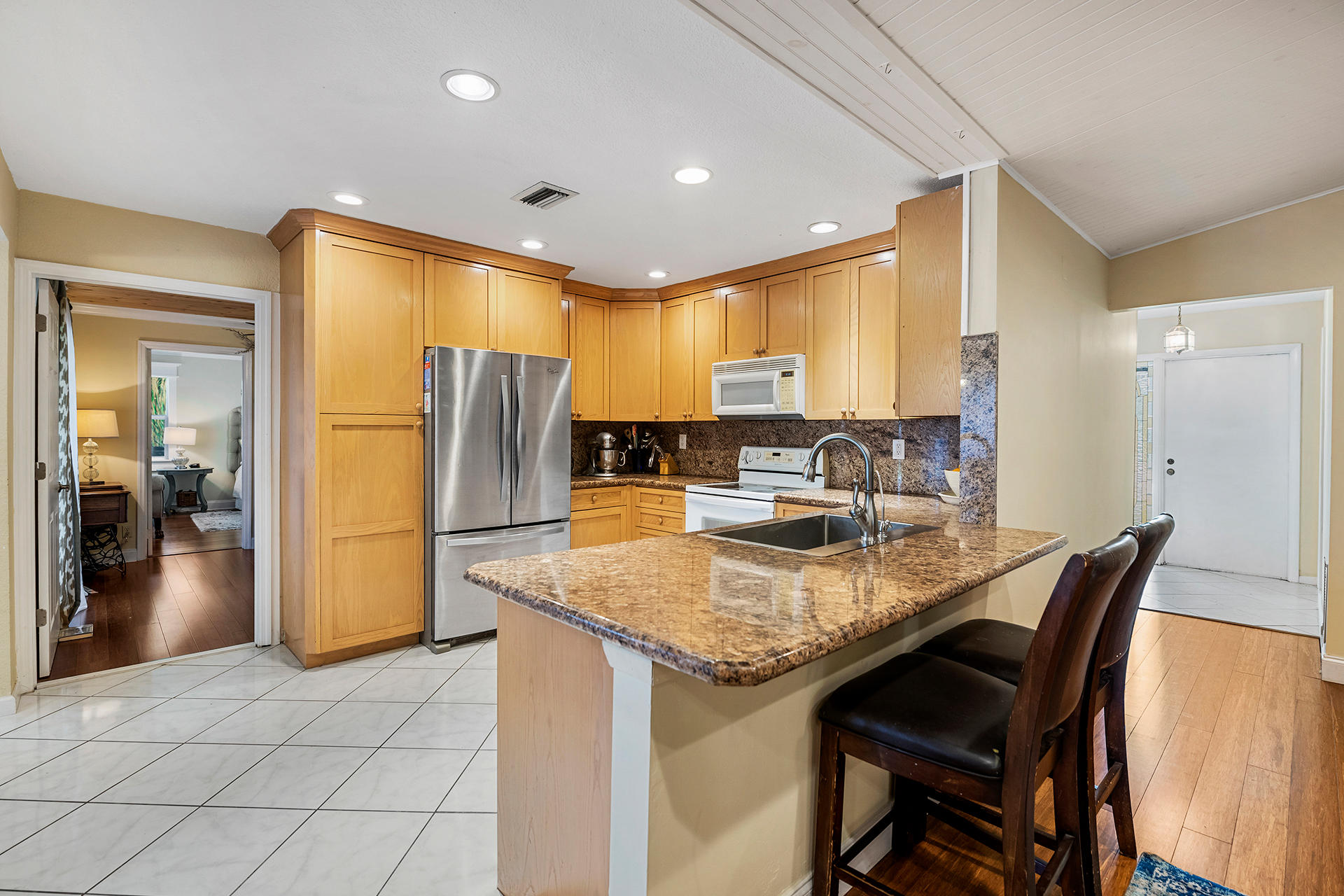 1498 West Royal Palm Road Boca Raton, FL 33486 - Photo 9 of 25 Kitchen