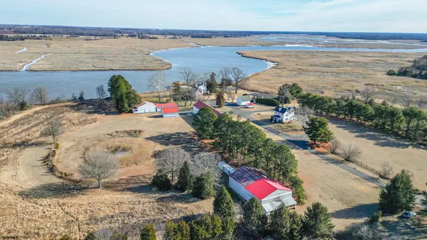 $3,250,000 | 806 Back Neck Road, Bridgeton, NJ 08302