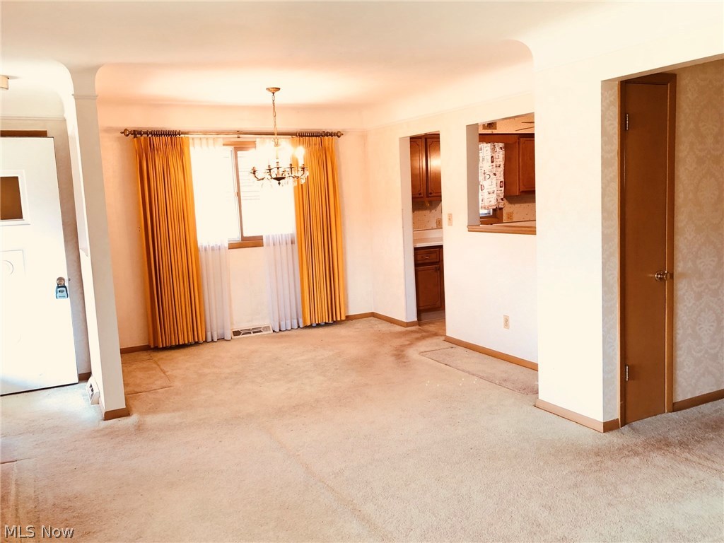 13525 Carpenter Road Garfield Heights, OH 44125 - Photo 4 of 19