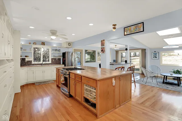 $699,900 | 609 East Audubon Drive, Bloomington, IN 47408