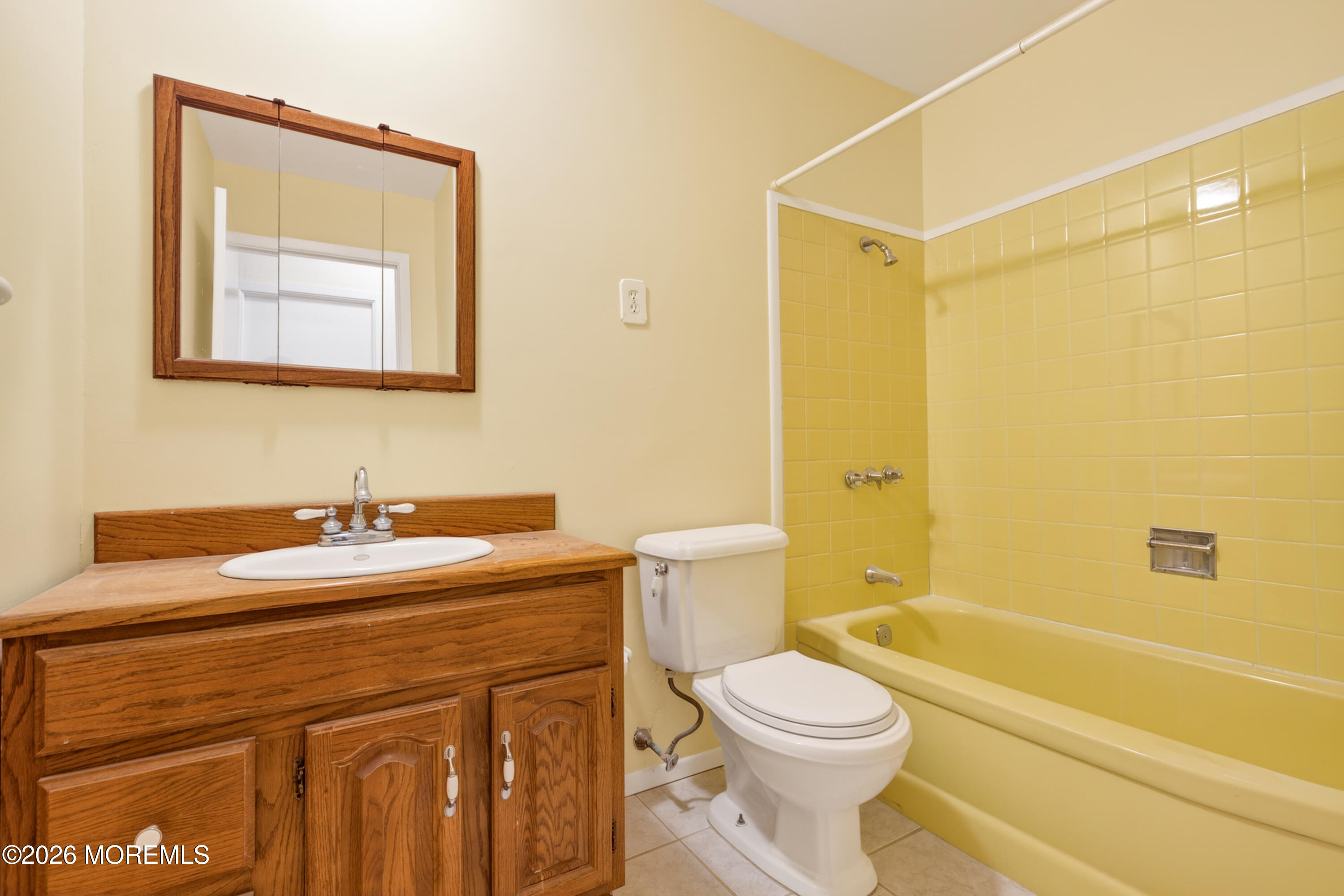 120 Andover Lane Matawan, NJ 07747 - Photo 32 of 35 a bathroom with a sink a toilet and shower