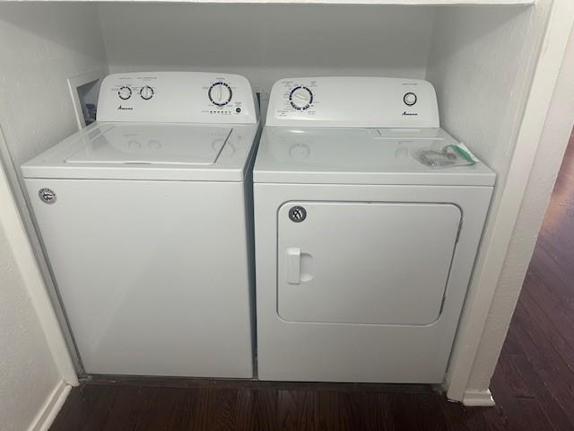 5626 Preston Oaks Road, Unit 5D Dallas, TX 75254 - Photo 20 of 29 a utility room with dryer and washer