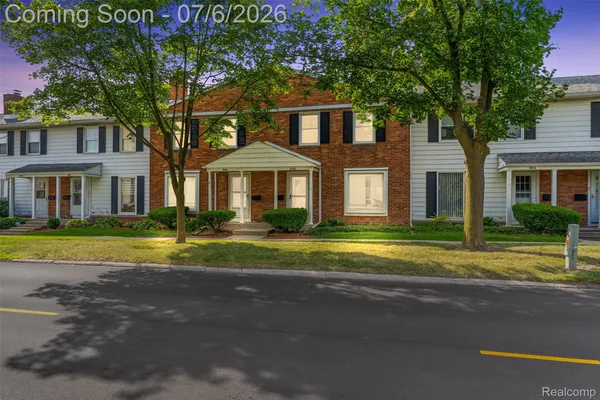 $119,900 | 906 East Kearsley Street, Flint, MI 48503