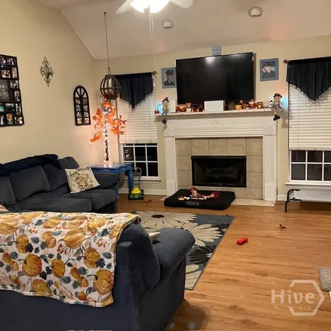 $339,000 | 295 Lancaster Way, Richmond Hill, GA 31324