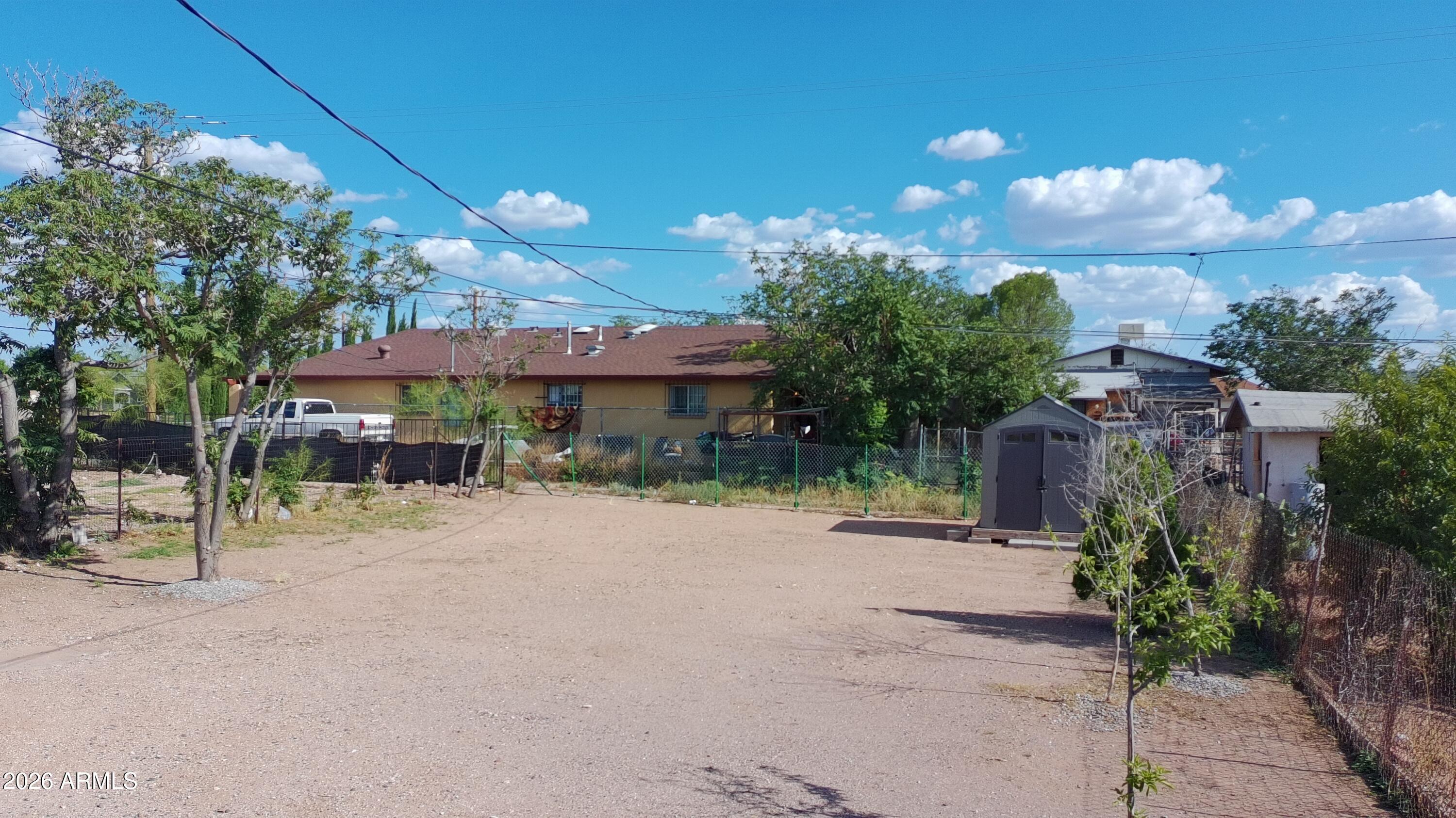 653 East 18th Street Douglas, AZ 85607 - Photo 7 of 16 PTSC_0031