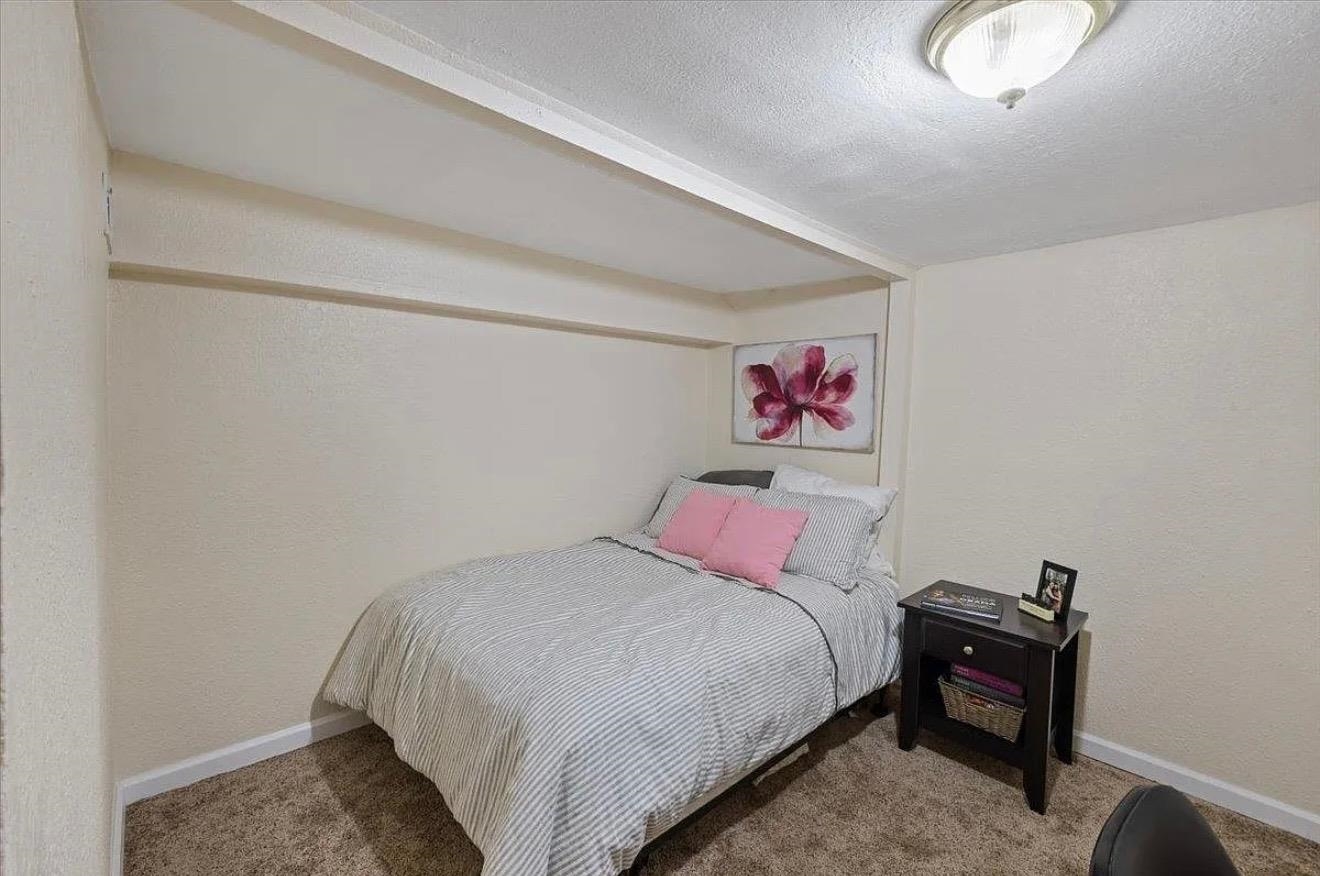 2618 North Martin Street Spokane, WA 99207 - Photo 12 of 21