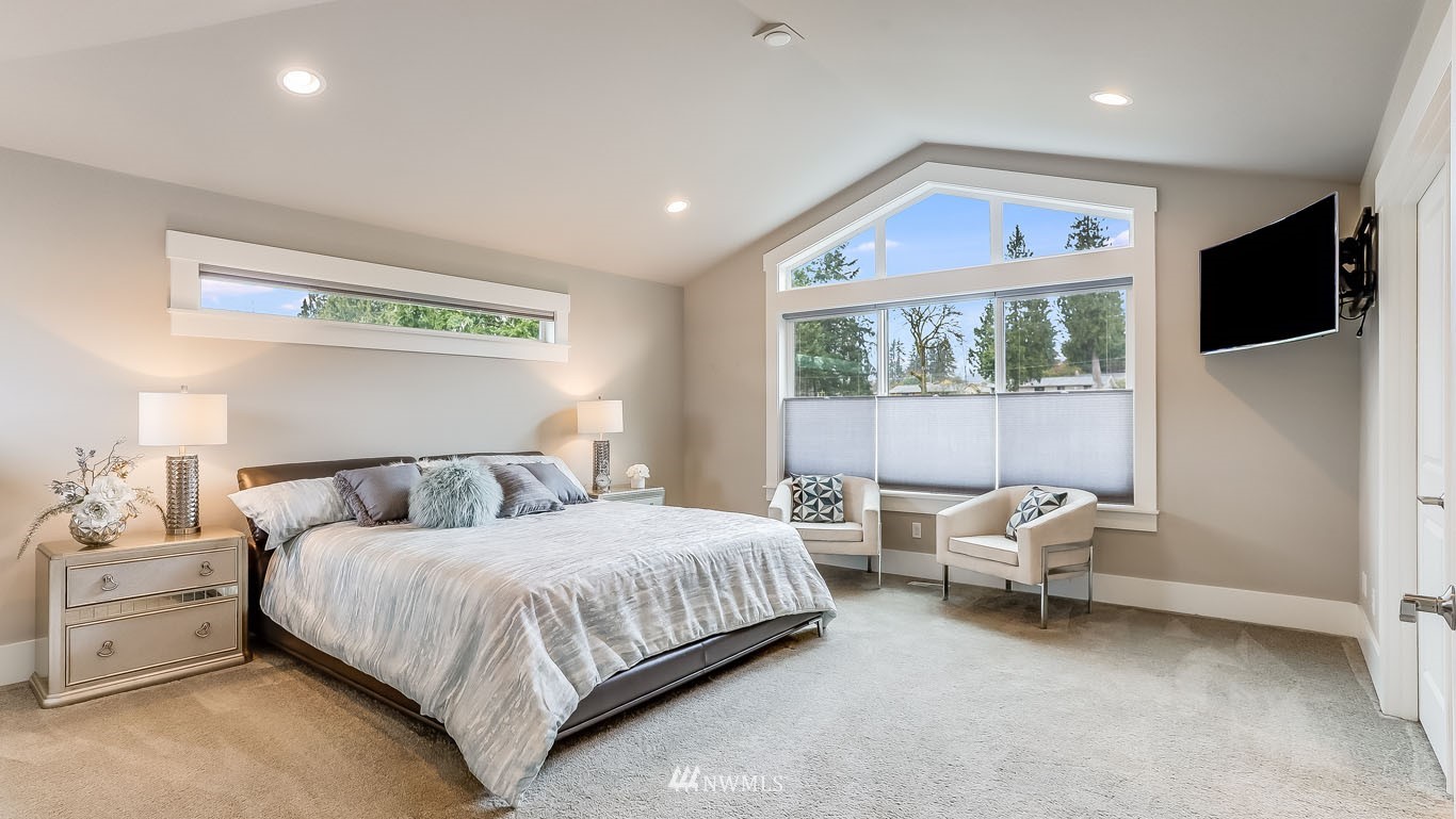 6522 Southeast 6th Street Renton, WA 98059 - Photo 18 of 30