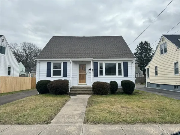 $3,500 | 126 Ohio Avenue, Bridgeport, CT 06610