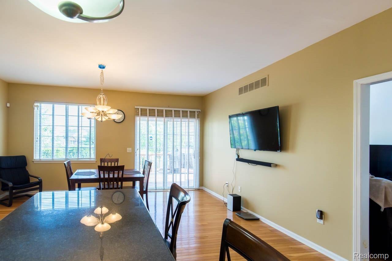41737 Mitchell Road Novi, MI 48377 - Photo 21 of 53 21.jpg